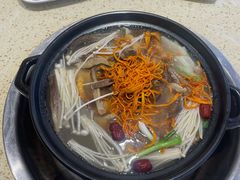 -九寨特色牦牛肉汤锅 羊肉汤锅