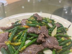 小黄瓜炒牛肉-正宗鸡饭粤香酒家(朱村店)