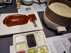 酥不腻烤鸭-小大董·烤鸭(观景餐厅·南京西路店)