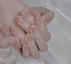 -悦指间美甲美睫