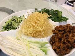 -关东风老北方菜馆(桂芳园店)