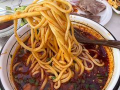 -伊穆祥牛肉面总店·清真