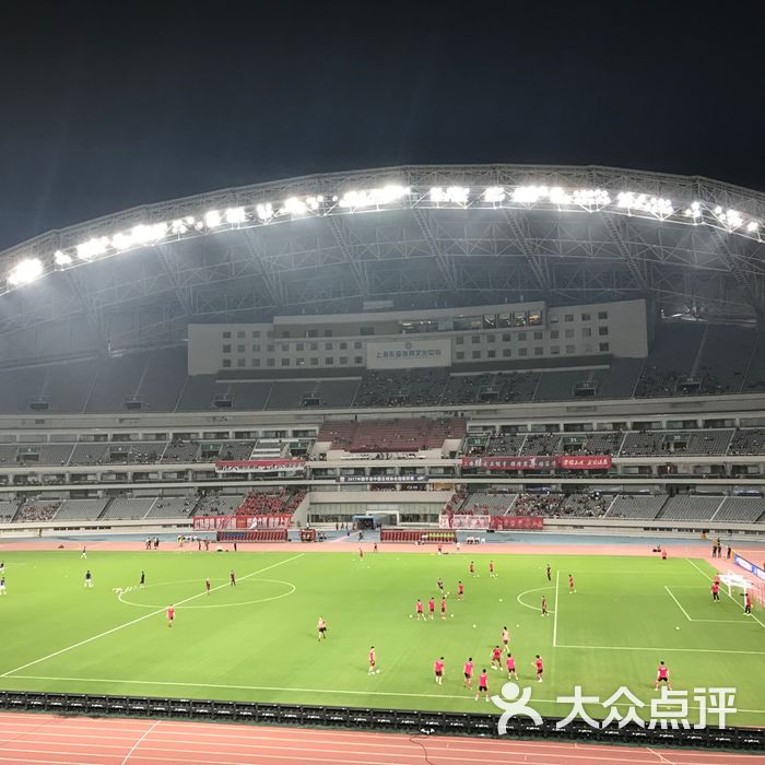 上海体育场图片