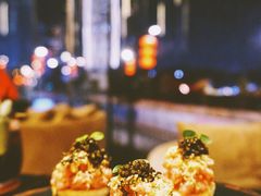 一口黑松露鸭肝-wann lounge 低温慢煮牛排·清吧