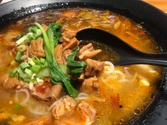 -八月美食小馆(银泰城总店)