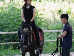 -重庆和泰马术俱乐部