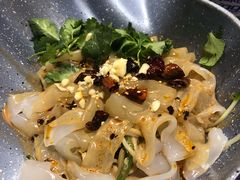 东北大拉皮-95号酱骨·一块豆腐(展春园西路店)