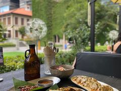 -Ameigo梅果·云贵川bistro(长宁来福士店)