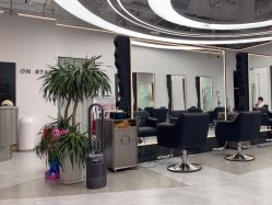 -ON STAR SALON