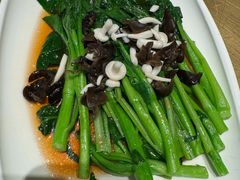 -新发现(金茂览秀城店)