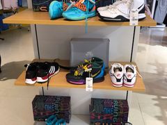 -BIGOFFS 超级折扣(仁恒伊势丹店)