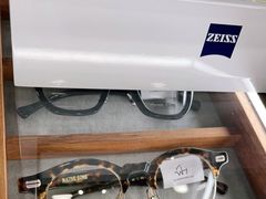 -the WAREHOUSE optic(三里屯分店)