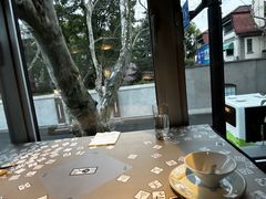 -穹六人间 people 6(岳阳路店)