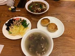 门钉肉饼-清真吴记门钉肉饼·喜多利