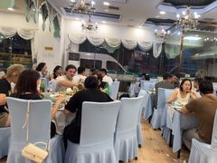 -马尔龙新疆饭店·清真(瑞景店)