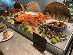 -前海华侨城JW万豪酒店·都会尚膳自助餐厅·牛排海鲜酒水畅飨