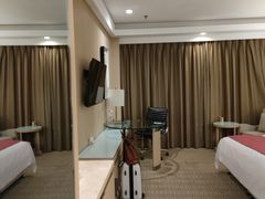 -青岛景园假日酒店