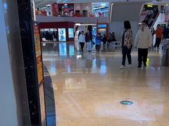 -上海世纪汇广场