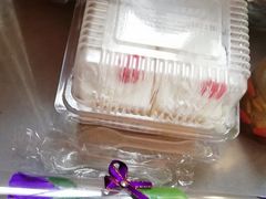 -红宝石·鲜奶小方·海派西点房(南丹店)