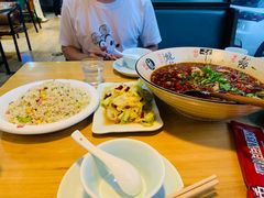 -自贡盐帮菜·玩辣餐厅(樱花园西街店)