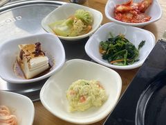-亲昵春川鸡排(韩国美食街店)