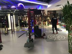 -格易美游泳馆健身房(新昆仑店)