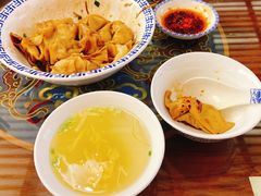 -笑来喜馄饨小笼工坊店(湖滨街店)