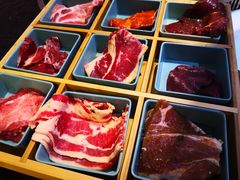 -烤路里·韩国品质自助烤肉(石路天虹4号店)