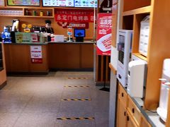 -南城香·饭香串香馄饨香(赵公口店)