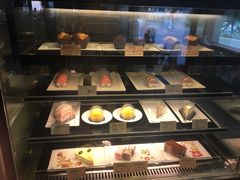 面包甜点陈列柜-麦当劳(东方时代广场分店)