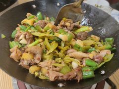 -聚鑫朋酸菜肥肠(文艺路口店)