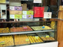 面包甜点陈列柜-鲍师傅糕点(西站店)