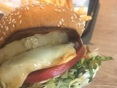 -The Habit Burger Grill 哈比特汉堡(复兴soho店)