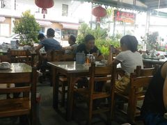 大堂-四川小胡子海鲜(丁村万人海鲜广场店)