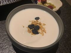 原始酸奶-丝路金桃·新疆菜(徐汇店)