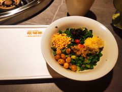 -吃城都·鱼蛙火锅(西玉龙街店)