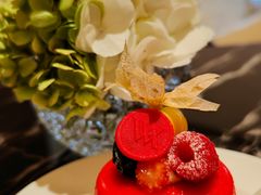 华尔道夫经典红丝绒蛋糕-羿庭(外滩华尔道夫酒店)