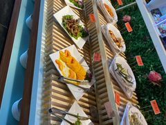 -伊尔曼都自助餐厅(102国道店)