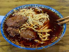 极品牛肉面-蒋六十八梯眼镜面(狮子坪店)