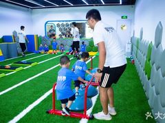 -星动计划儿童运动馆(闵行乐虹坊店)