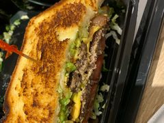 -The Habit Burger Grill 哈比特汉堡(爱琴海店)