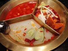 -周师兄大刀腰片火锅(洪崖洞旗舰店)