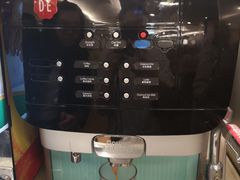 自助饮品-萨莉亚(百信广场店)