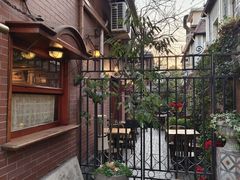 -古董花园(思南路42弄小区店)