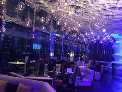 -OZONE 顶楼酒吧(香港丽思卡尔顿酒店)
