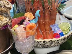 -雍容荟帝王蟹活龙虾展台自助(IFS黑金店)
