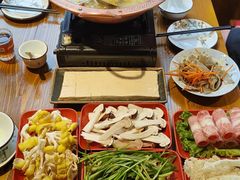-民食香·腊排骨野生菌美食(木府店)
