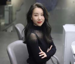 -变画·发型STUDIO