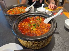 -万重锦·人文川菜馆(骡马市店)