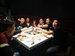 -海底捞火锅鲜切牛肉主题店(长寿路店)